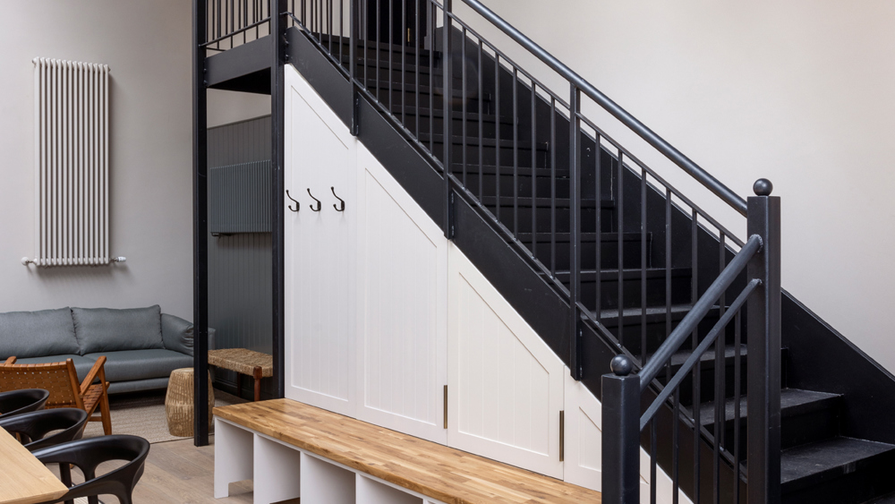 Access to Communal Lounge Space